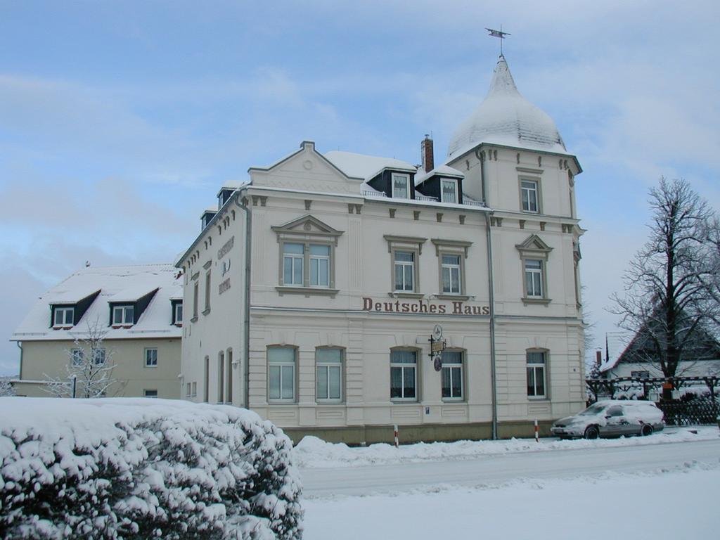 Hotel Deutsches Haus Weinboehla Exterior photo